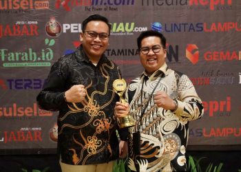 Wakil Bupati Kutai Kartanegara Raih Penghargaan Tokoh Peduli UMKM dalam JMSI Award 2024