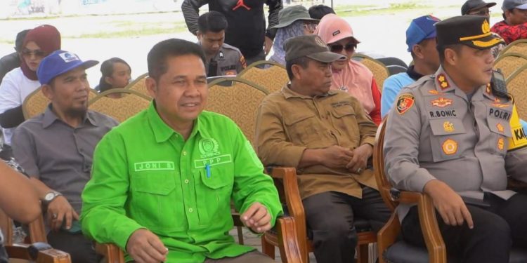 Ketua DPRD Kabupaten Kutai Timur, Joni.